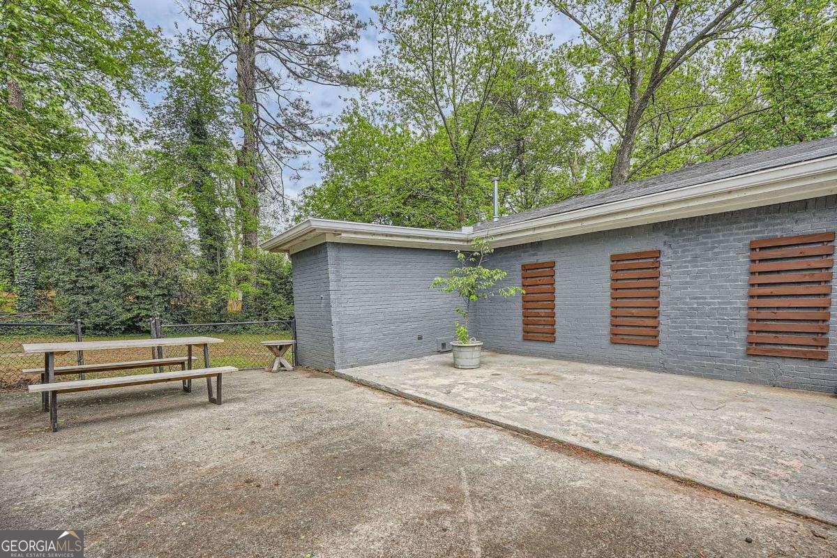 2797 Gresham Road Atlanta - 21