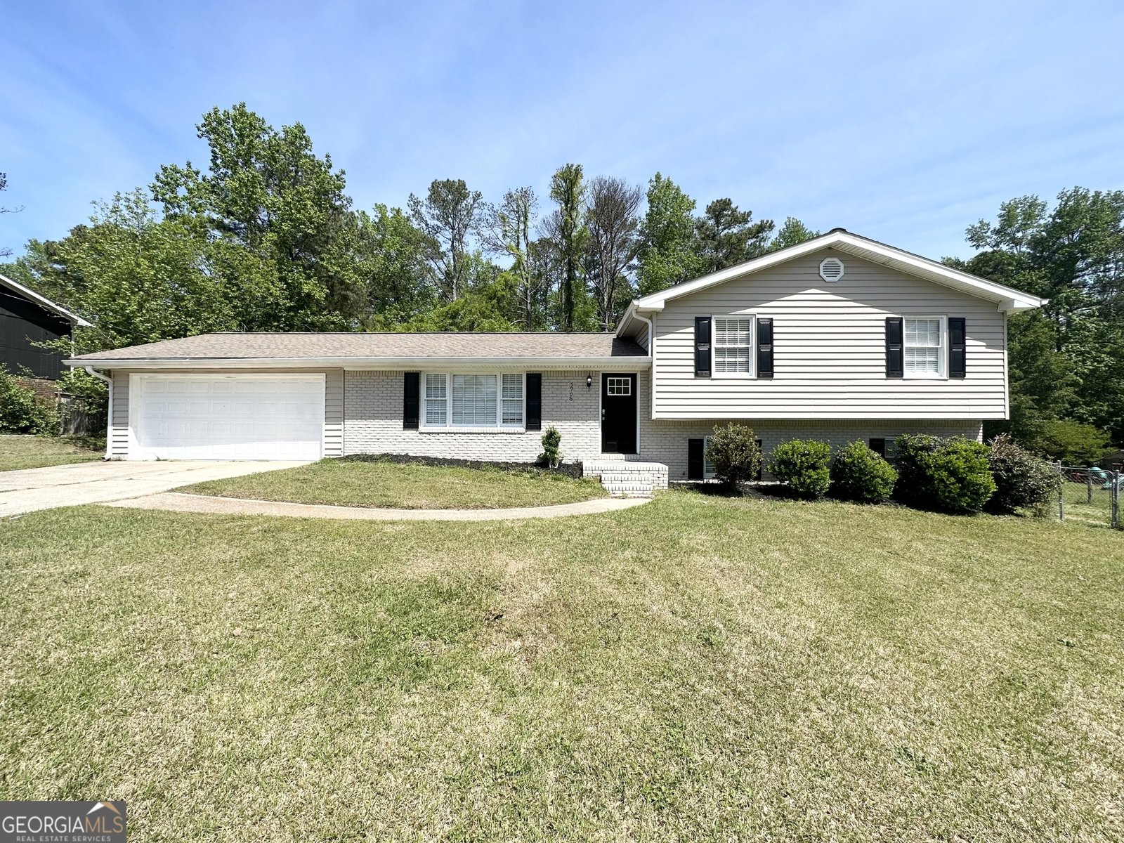 5906 Pine Hurst Way Douglasville - 2