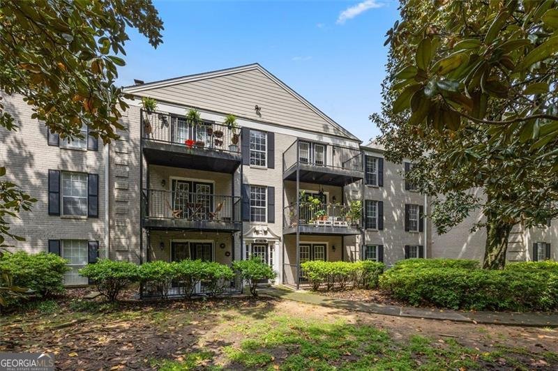 3472 Essex Avenue Atlanta - 21