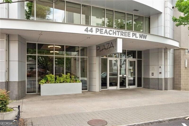 44 Peachtree Place Atlanta - 2