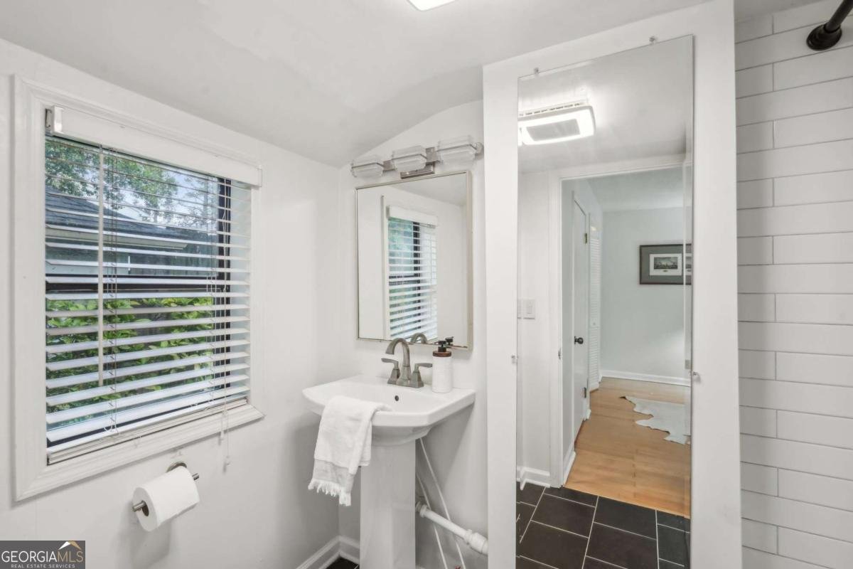 25 Standish Avenue Atlanta - 28