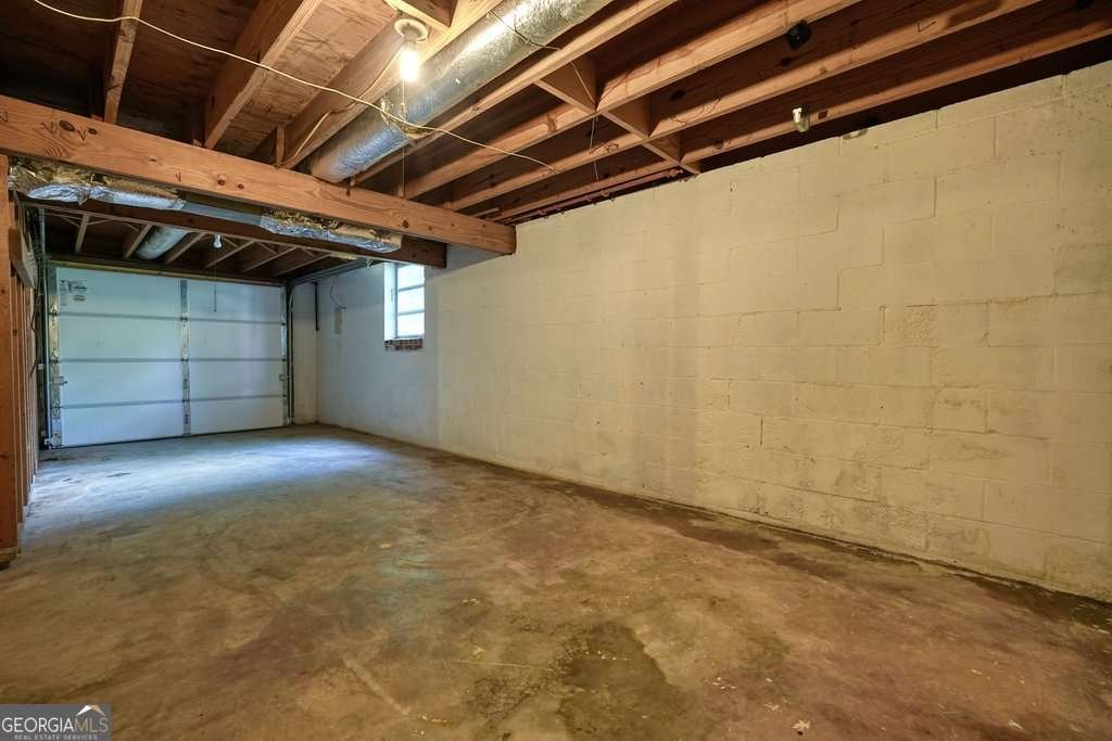 2350 Maxine Drive Marietta - 43