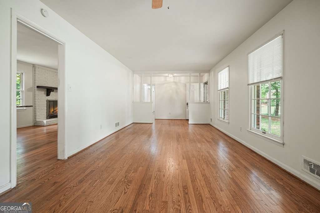 2350 Maxine Drive Marietta - 5