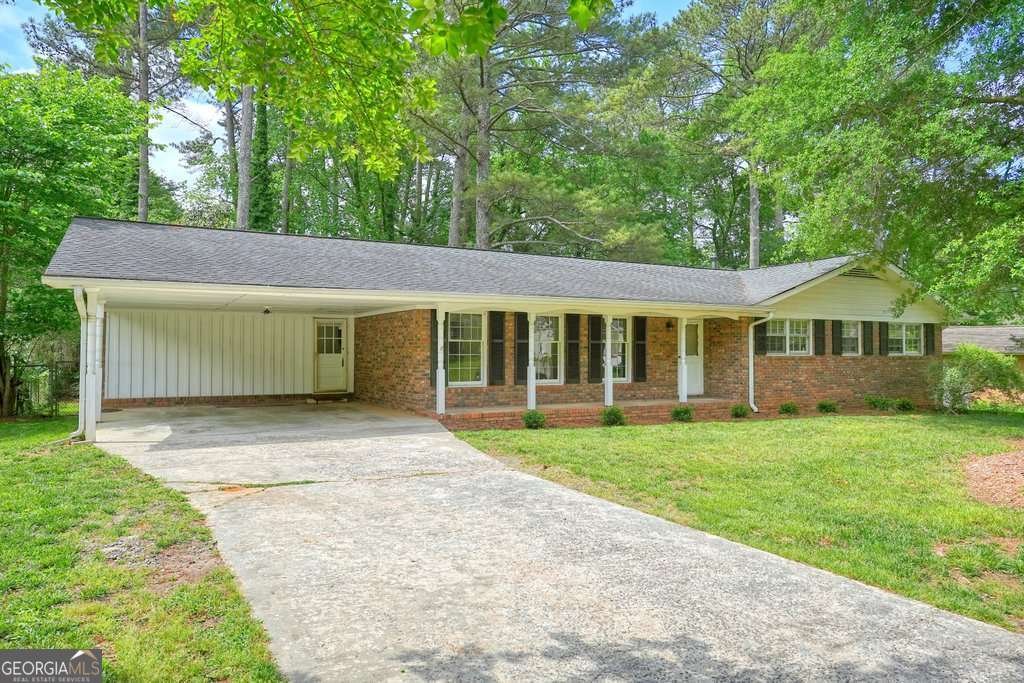 2350 Maxine Drive Marietta - 56