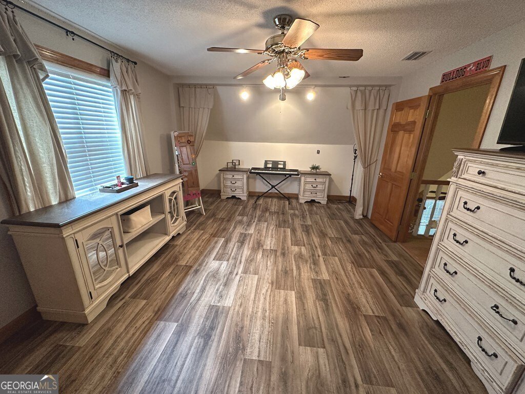 4448 Old Lake Park Road Valdosta - 23