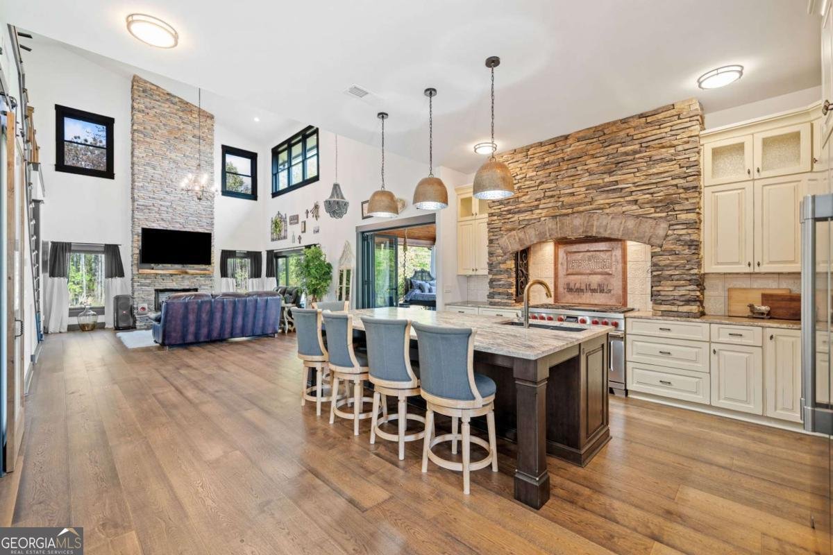 281 Abbott Drive Canton - 70