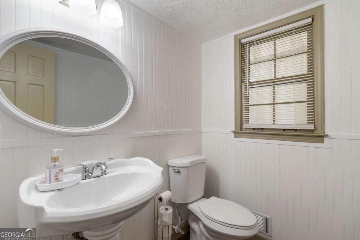 5152 CLEARWATER Drive Stone Mountain - 14