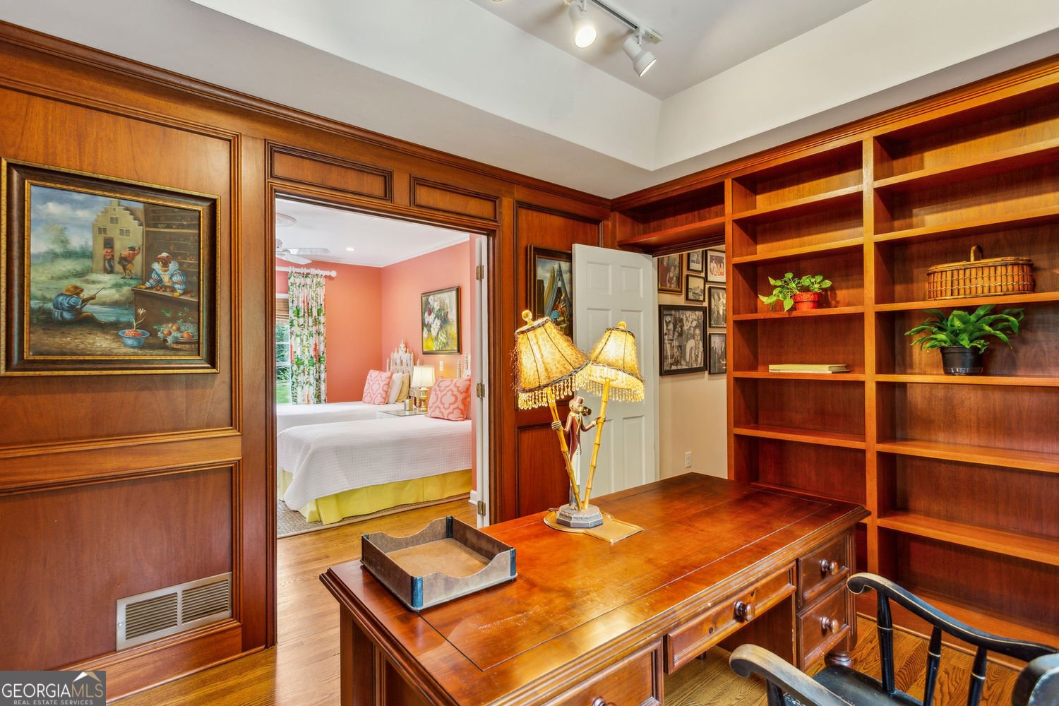 4584 Conway Drive Atlanta - 29