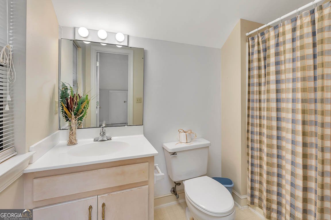 1525 Black Island Road Darien - 21