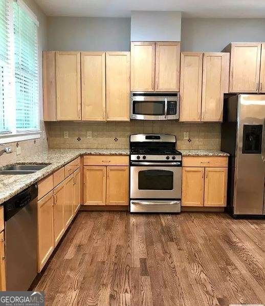 310 Research Drive Athens - 4
