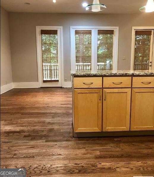 310 Research Drive Athens - 6