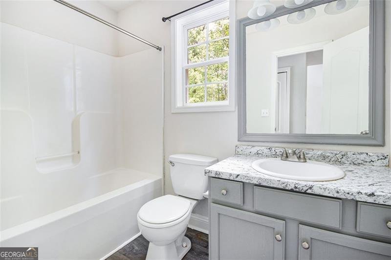 332 CHRISTIAN Lane Carrollton - 15