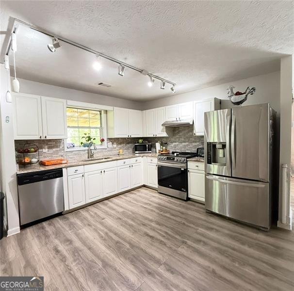 210 210 PARIS Drive Lawrenceville - 11