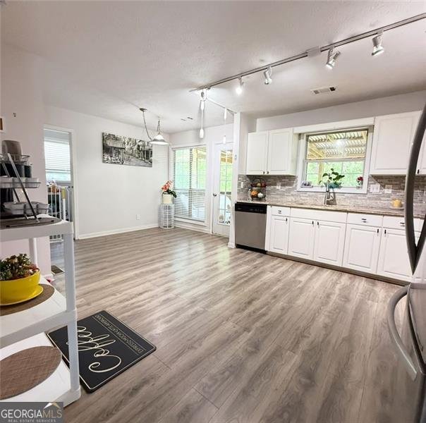 210 210 PARIS Drive Lawrenceville - 12