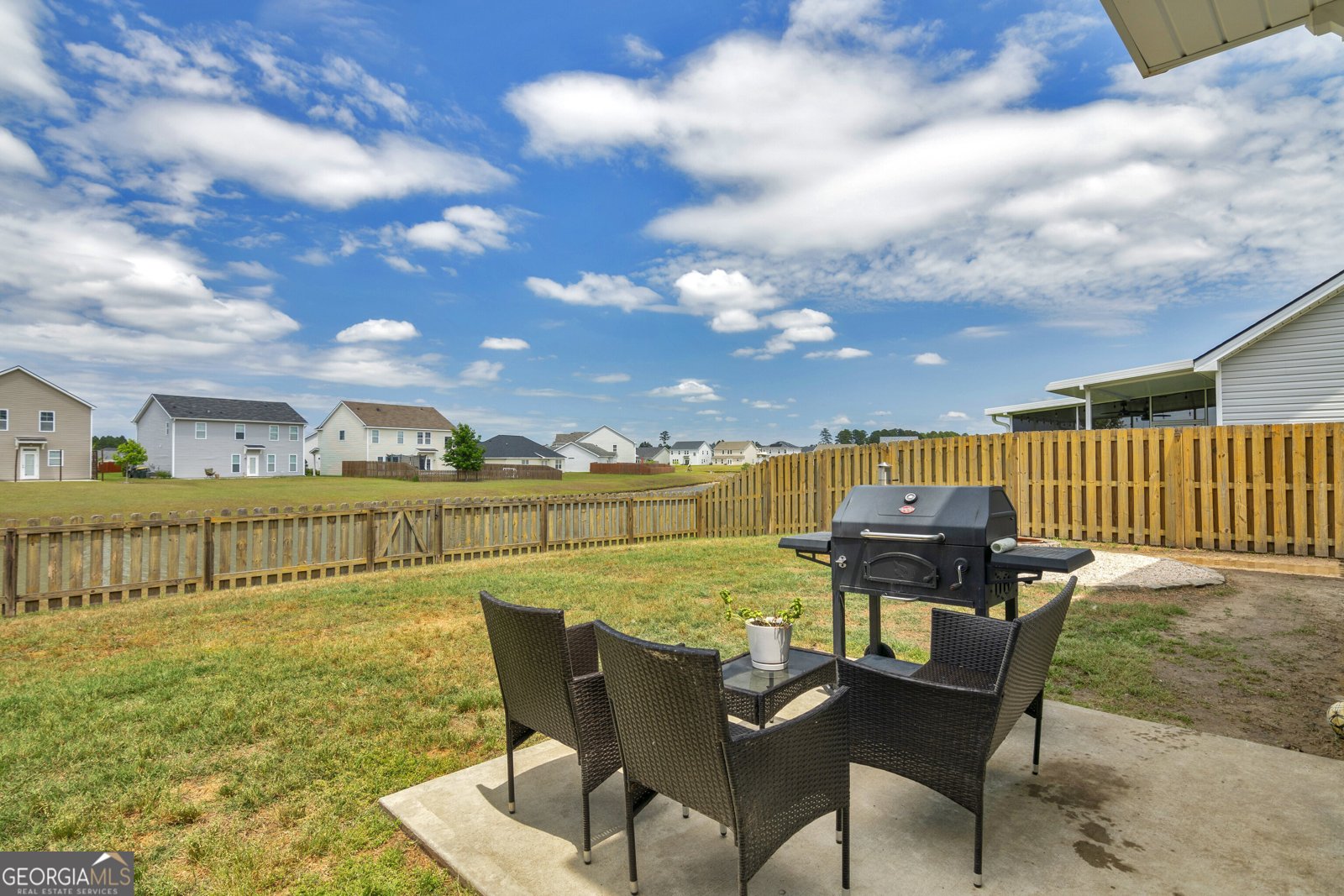 234 Lakepointe Drive Savannah - 32