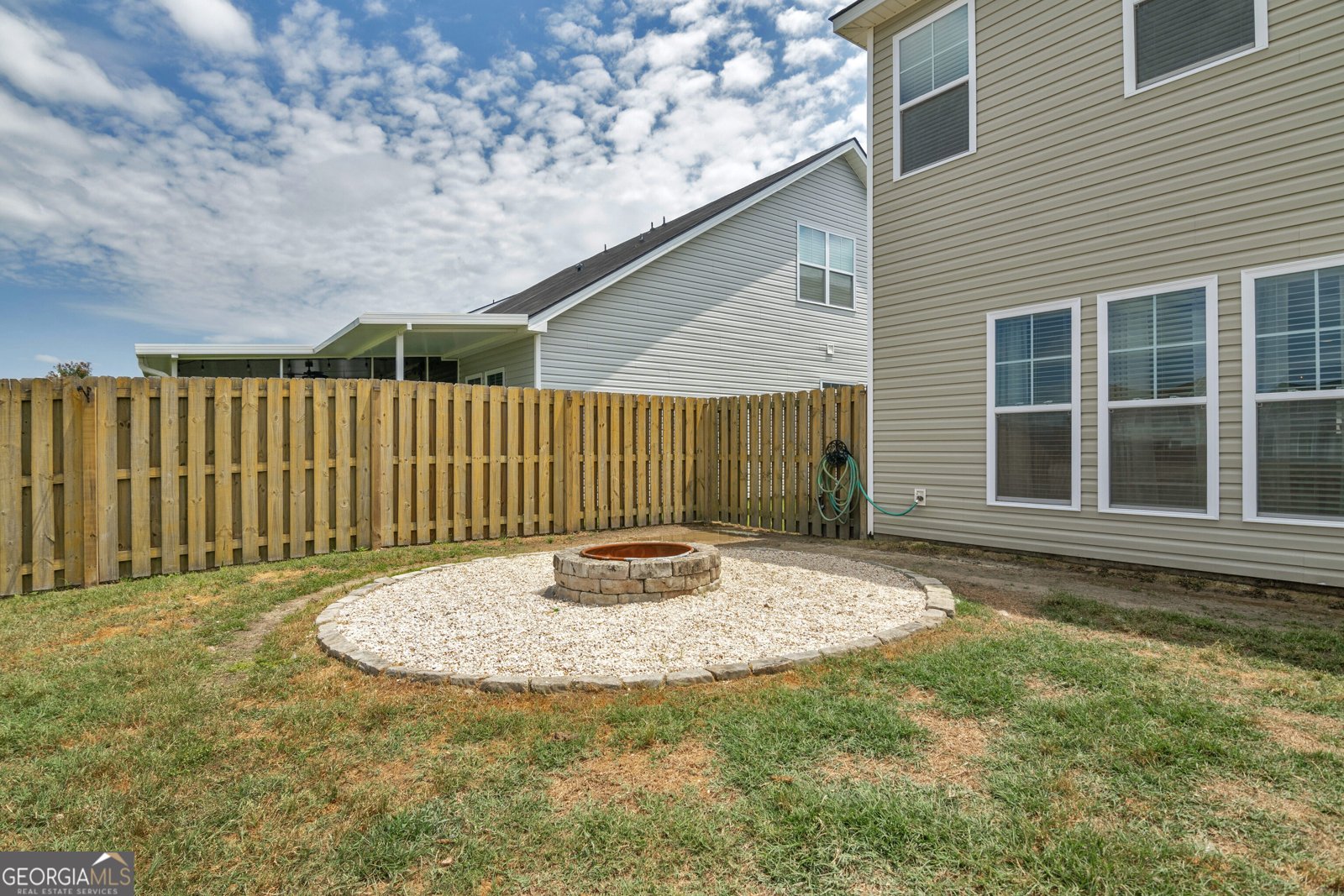 234 Lakepointe Drive Savannah - 33