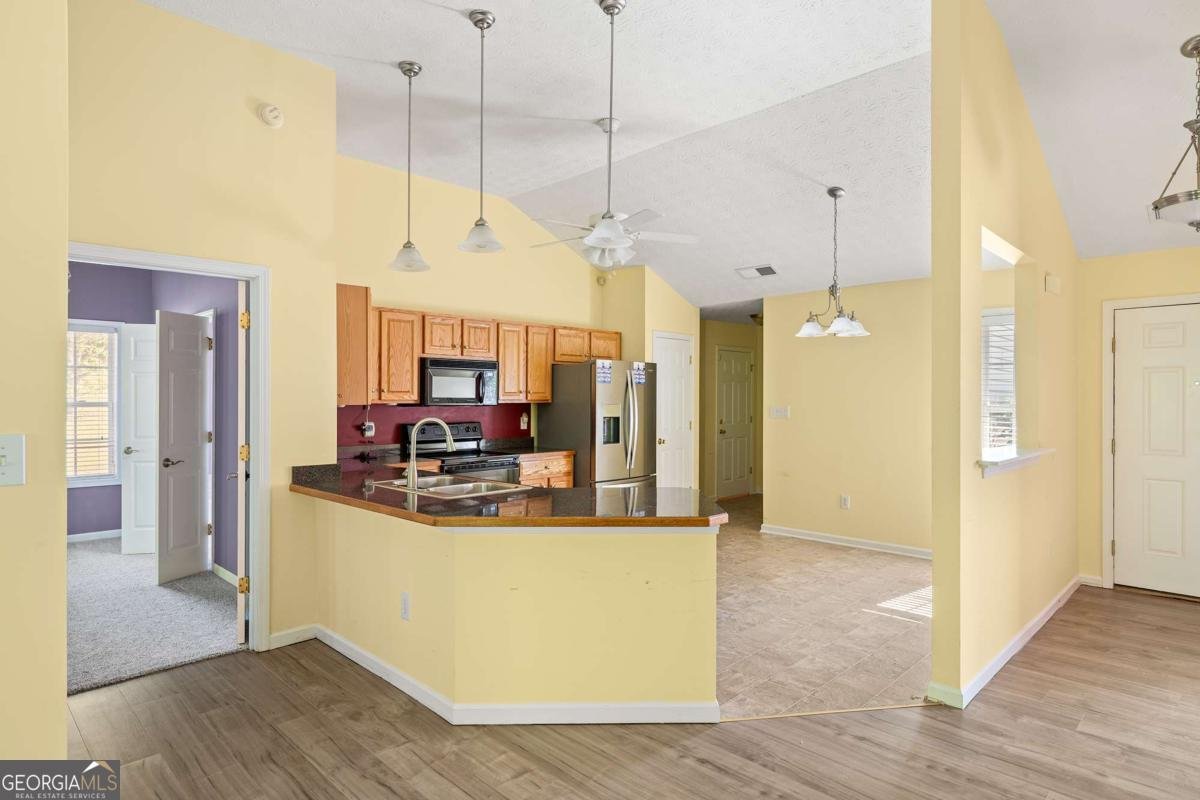 215 Wisteria Way Athens - 6