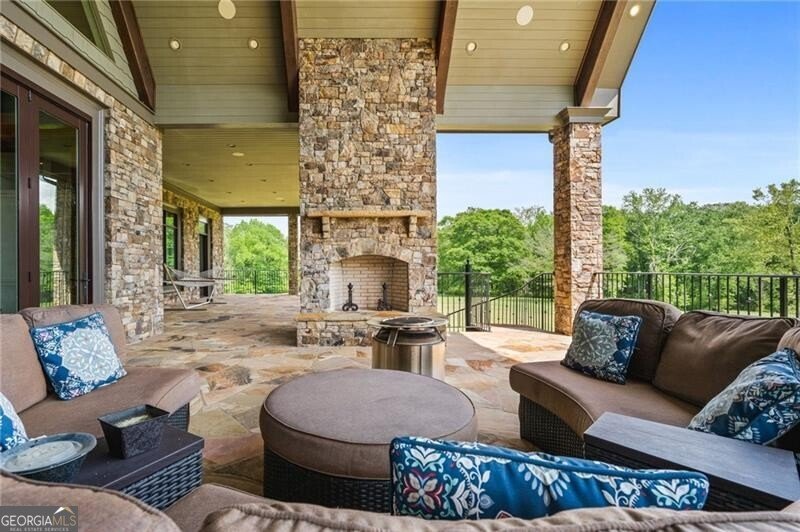 1101 Flat Rock Road Douglasville - 27