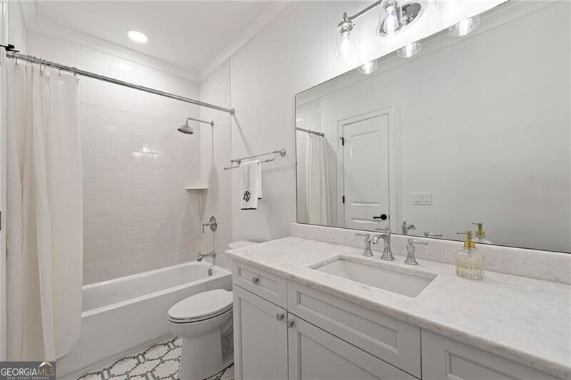 4005 Stratford Road Atlanta - 27