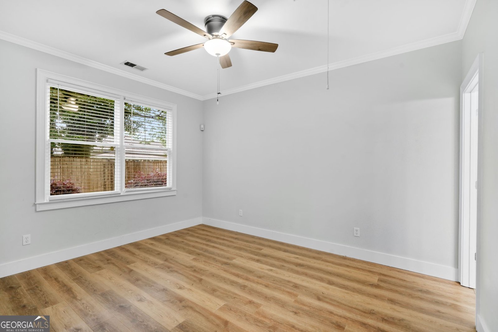 1283 Mercer Avenue East Point - 11