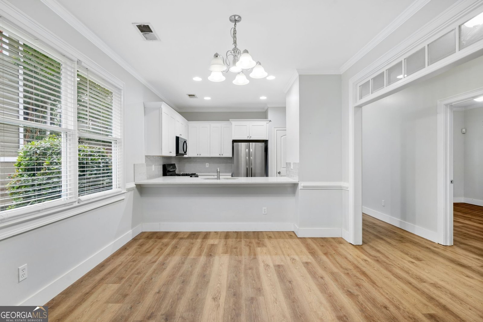 1283 Mercer Avenue East Point - 7