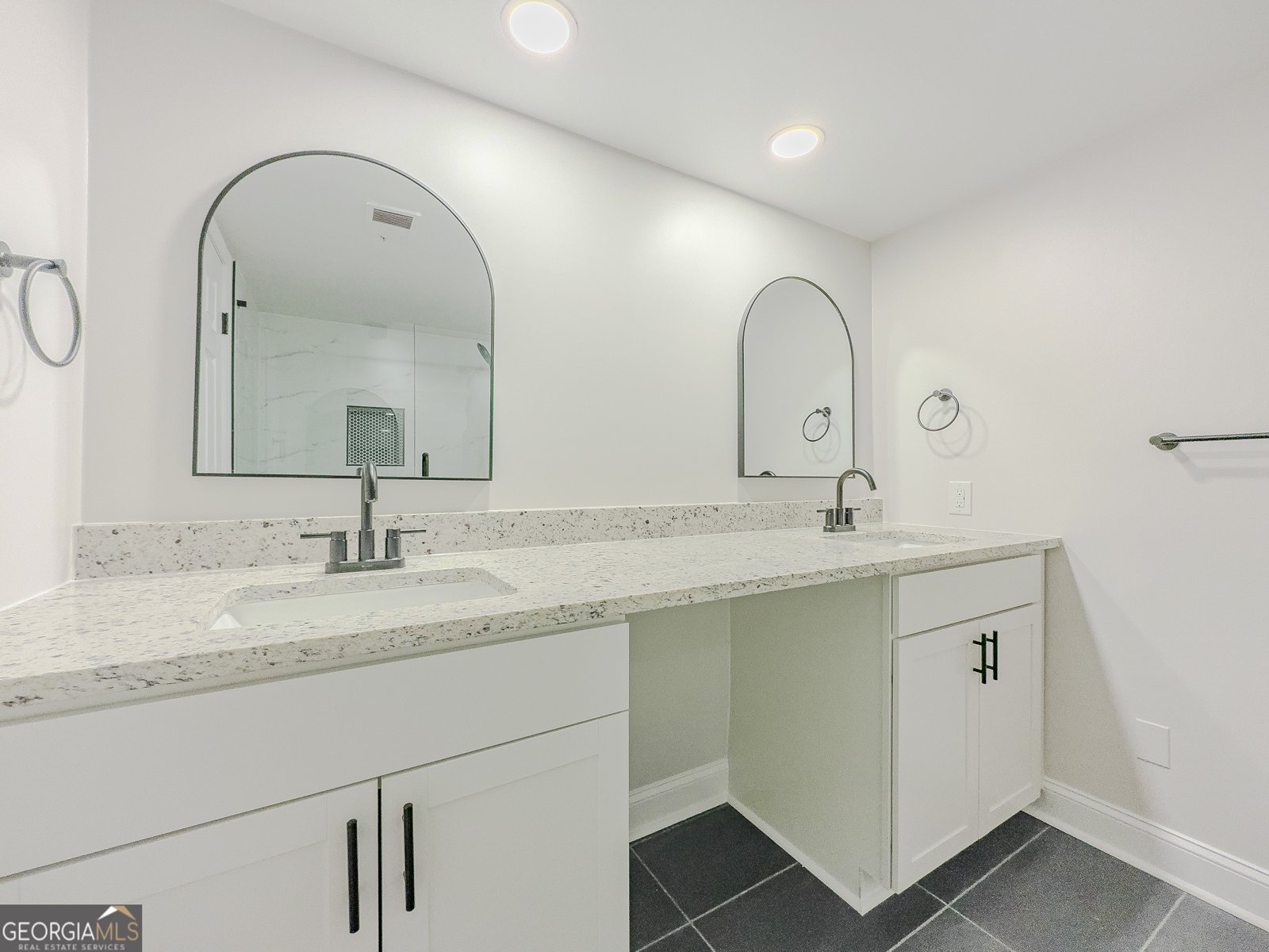 6851 Roswell Road Atlanta - 13