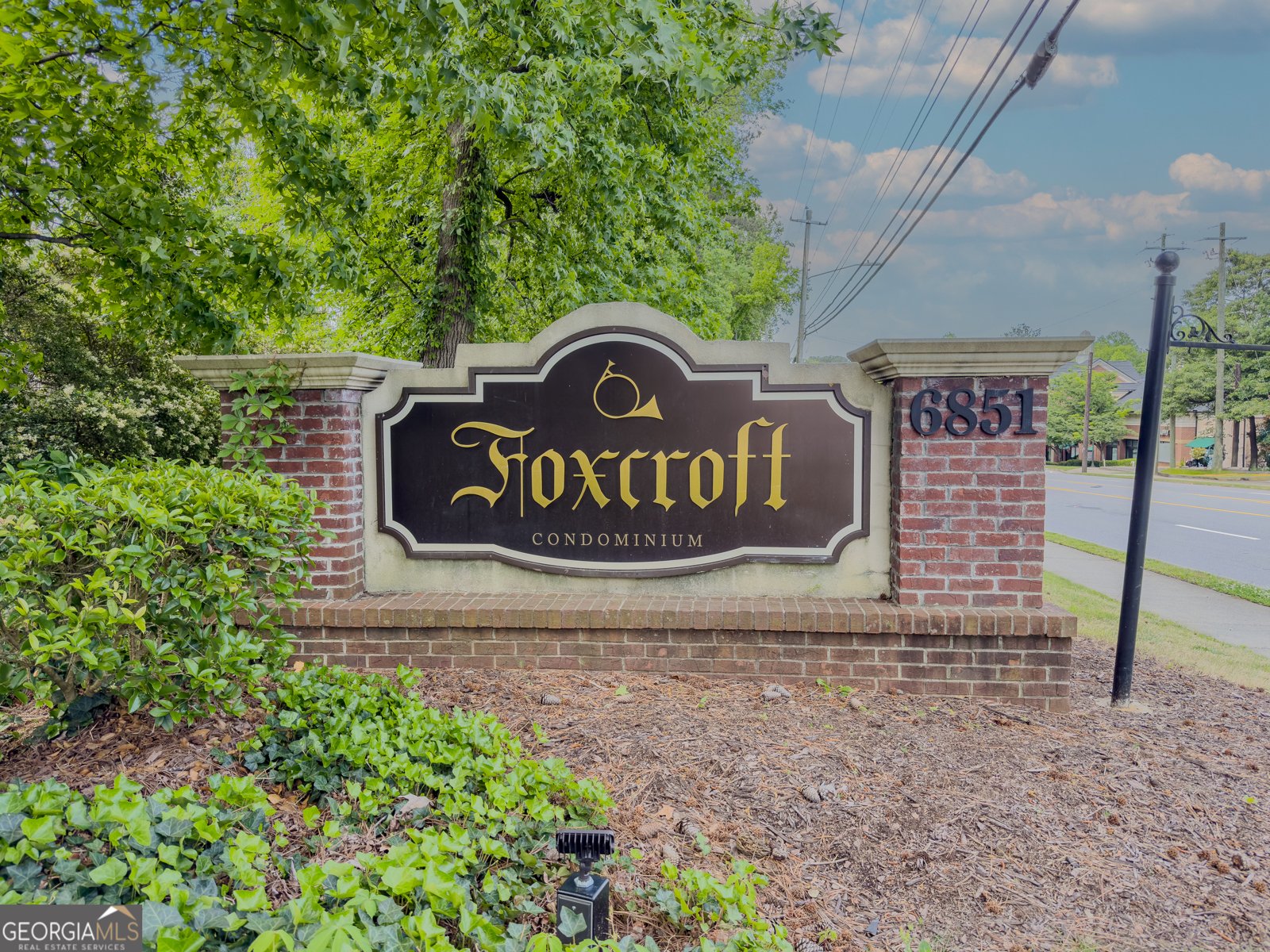 6851 Roswell Road Atlanta - 2