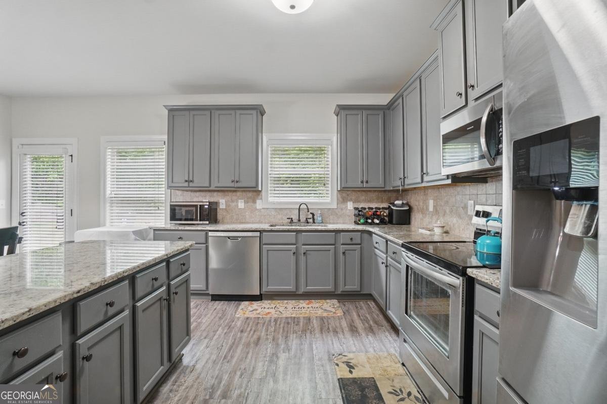 11028 Southwood Drive Hampton - 13