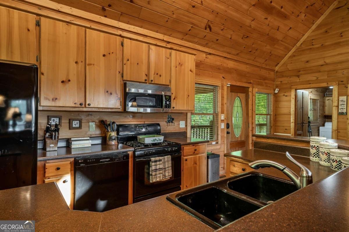433 Spruce Circle Mineral Bluff - 17