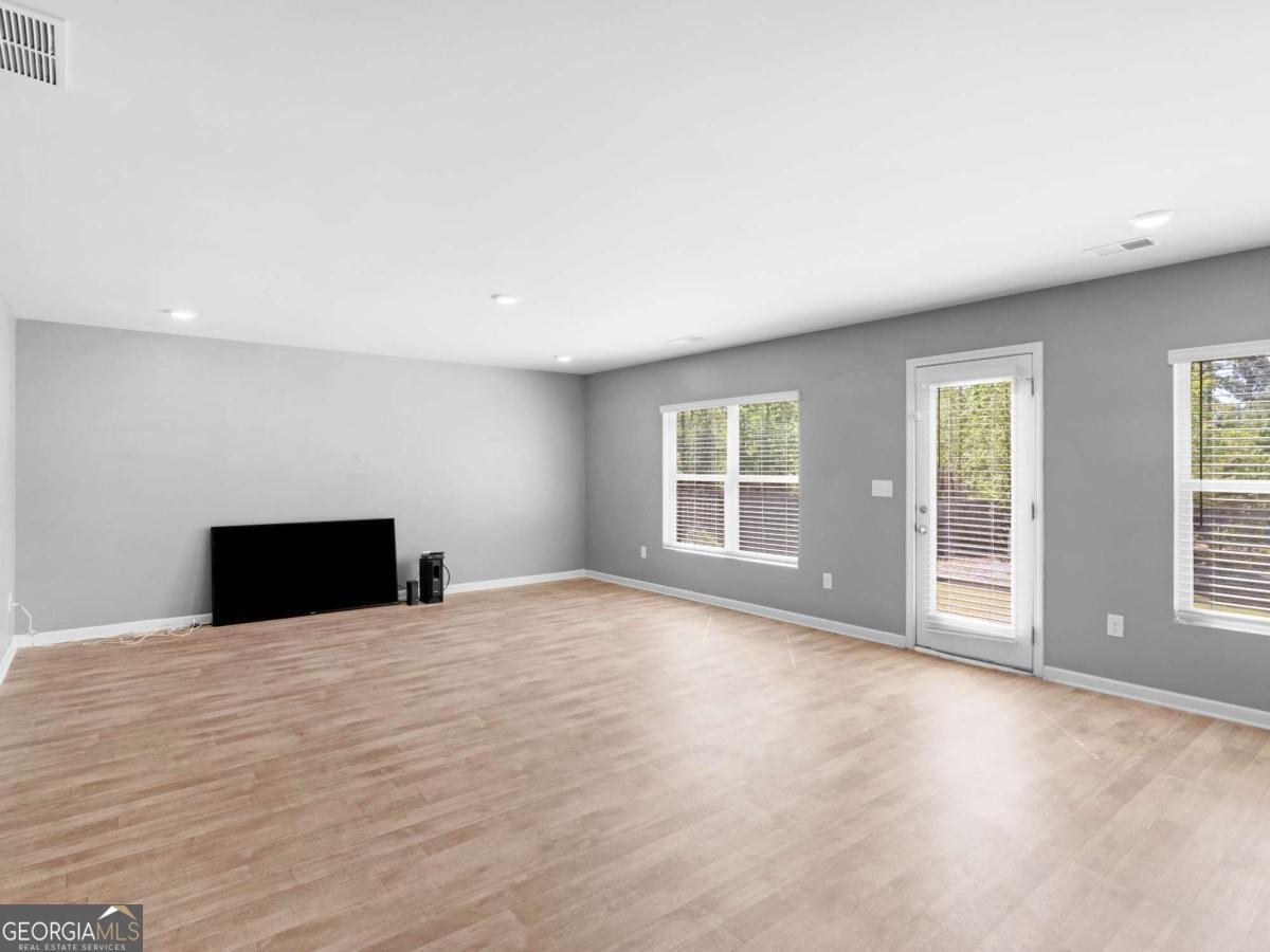 415 White Pine Drive Jackson - 12