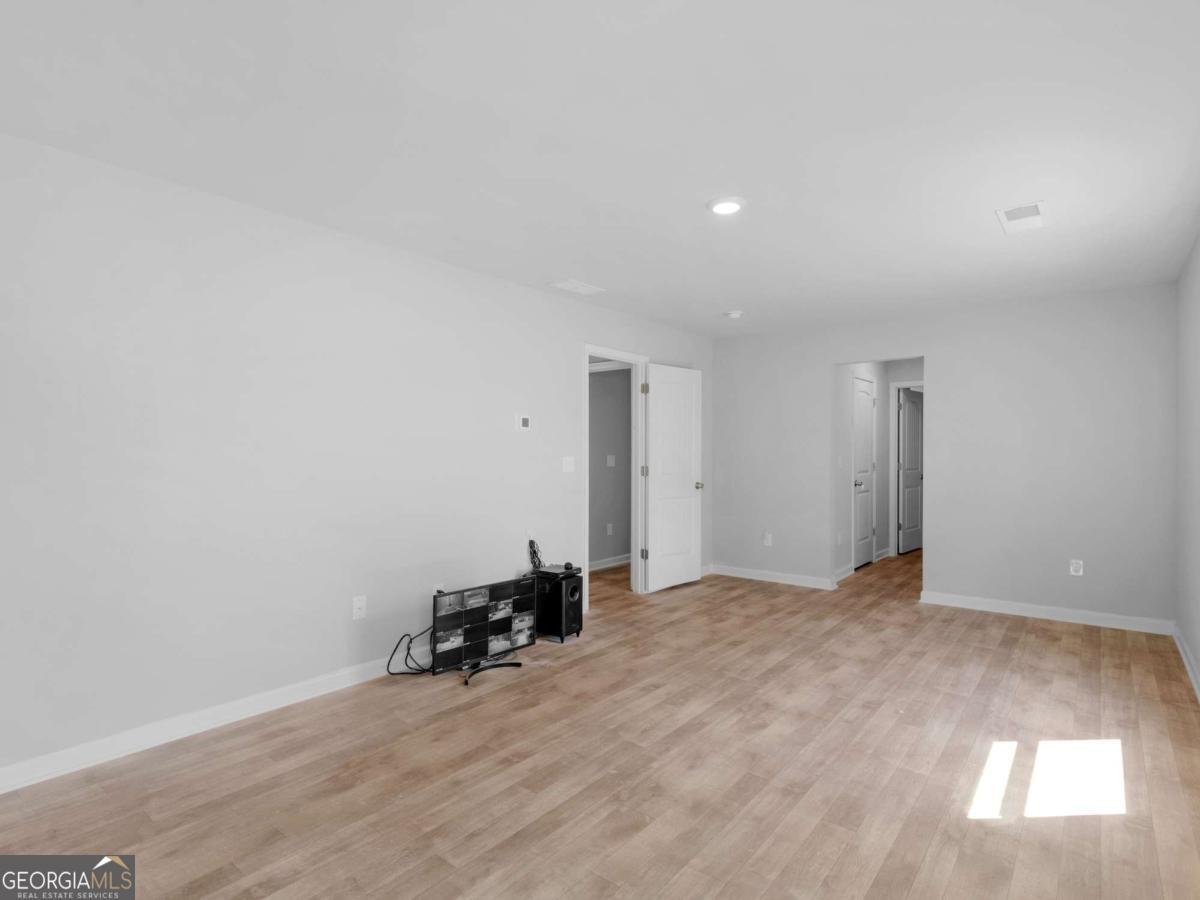415 White Pine Drive Jackson - 27