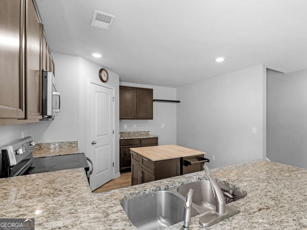 415 White Pine Drive Jackson - 4