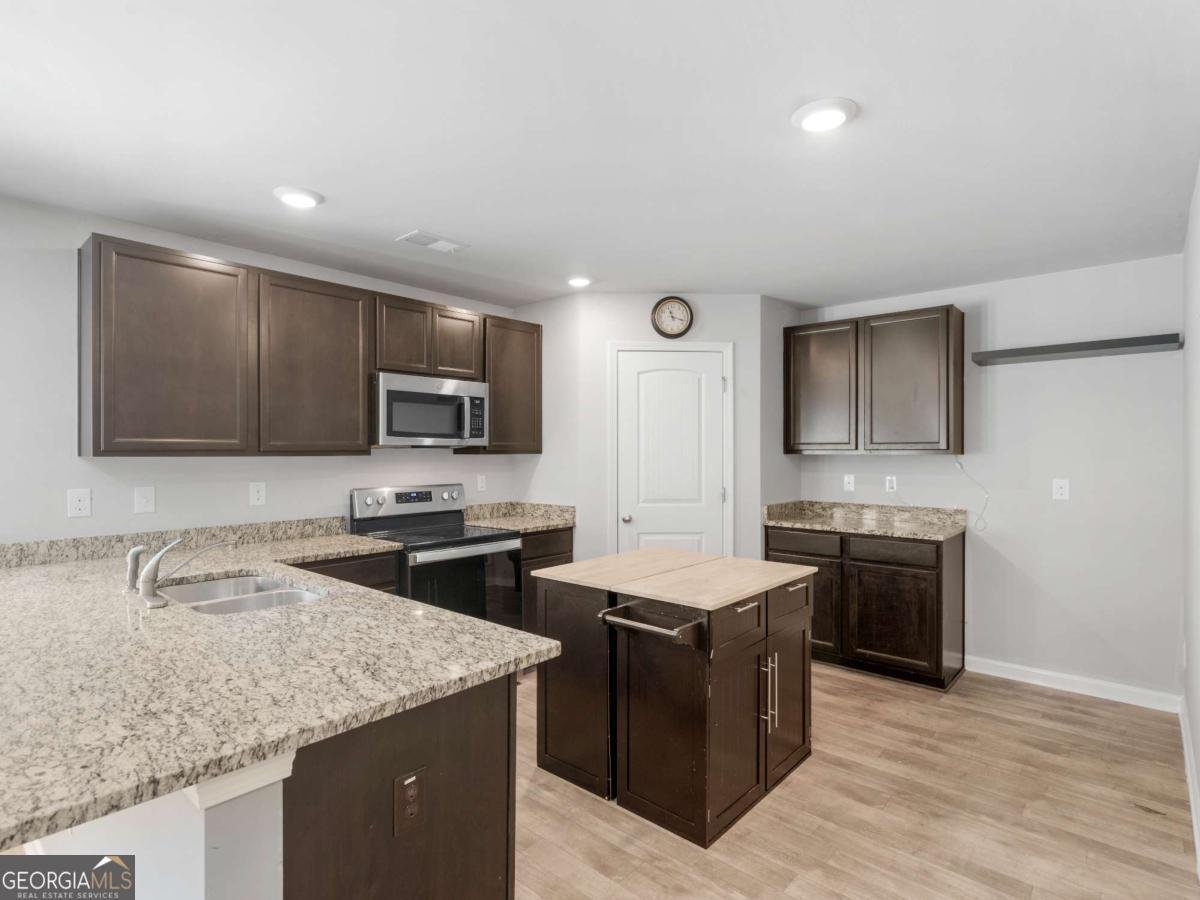 415 White Pine Drive Jackson - 5