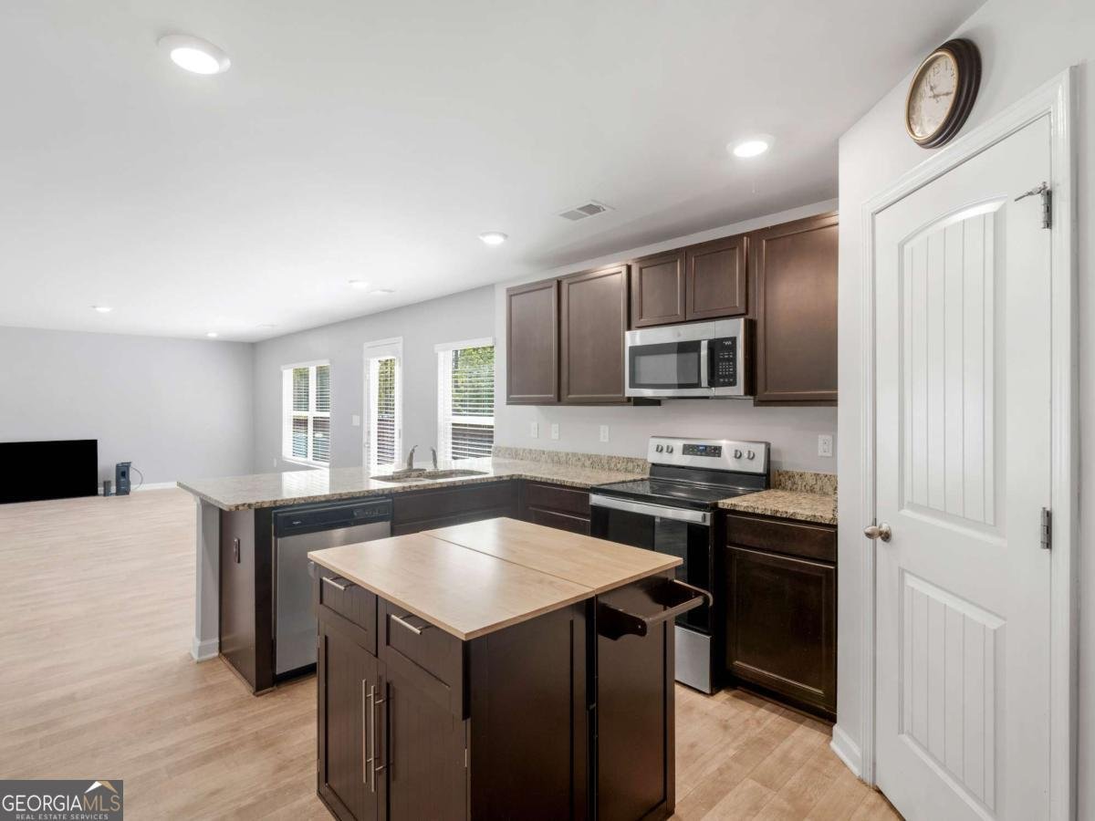 415 White Pine Drive Jackson - 8