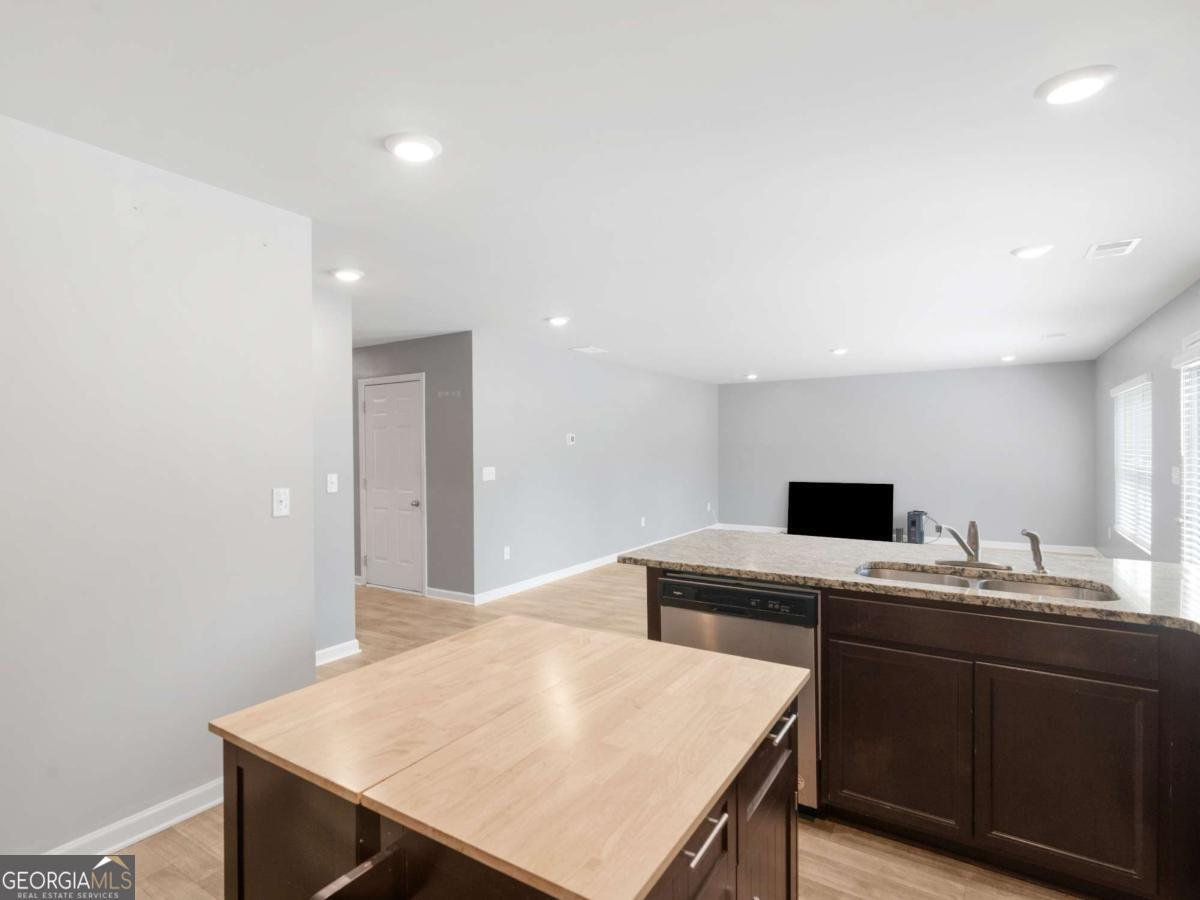 415 White Pine Drive Jackson - 9