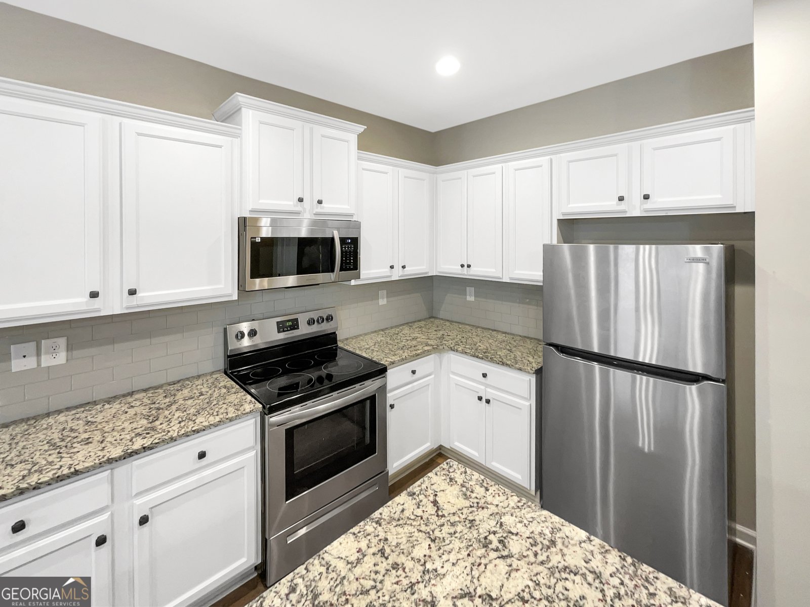 6001 Oak Bend Court Riverdale - 6