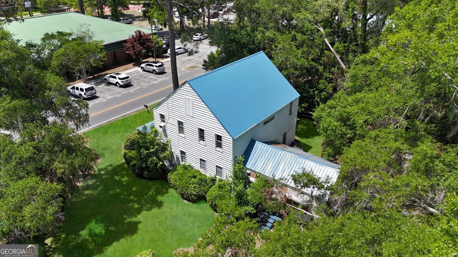 701 Oak Street Springfield - 49