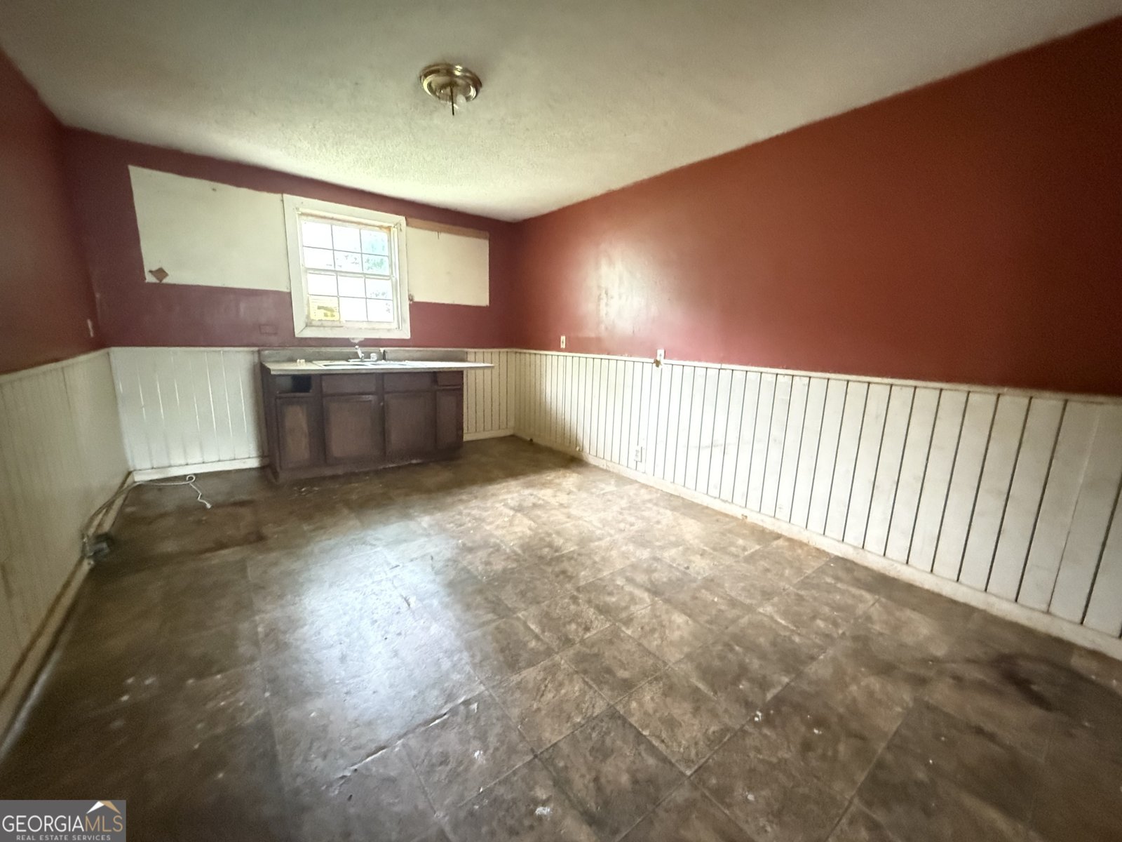 108 College Drive Barnesville - 13