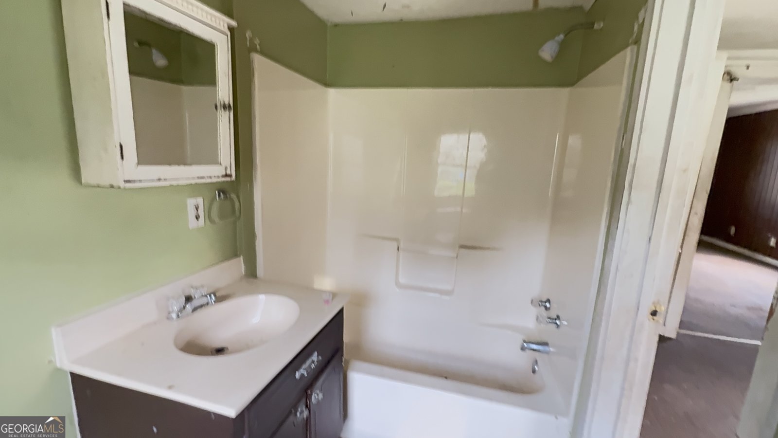 108 College Drive Barnesville - 16