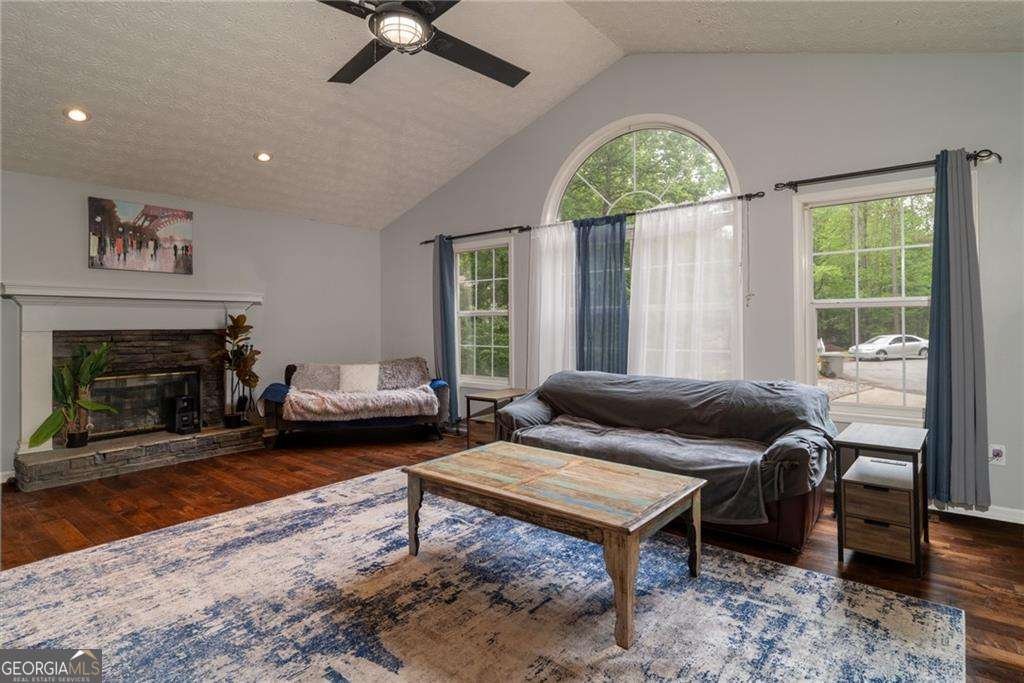 204 Queensbury Court Acworth - 6