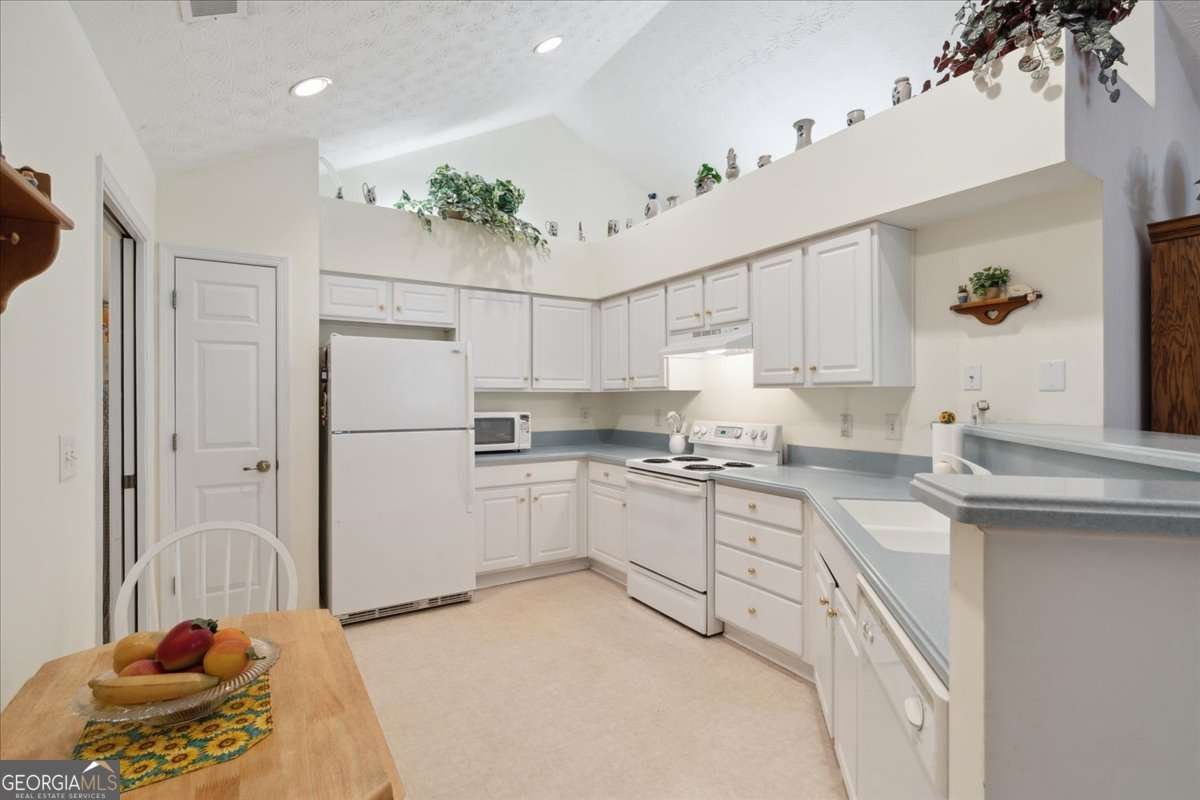 3746 Vineyards Lake Circle Kennesaw - 17
