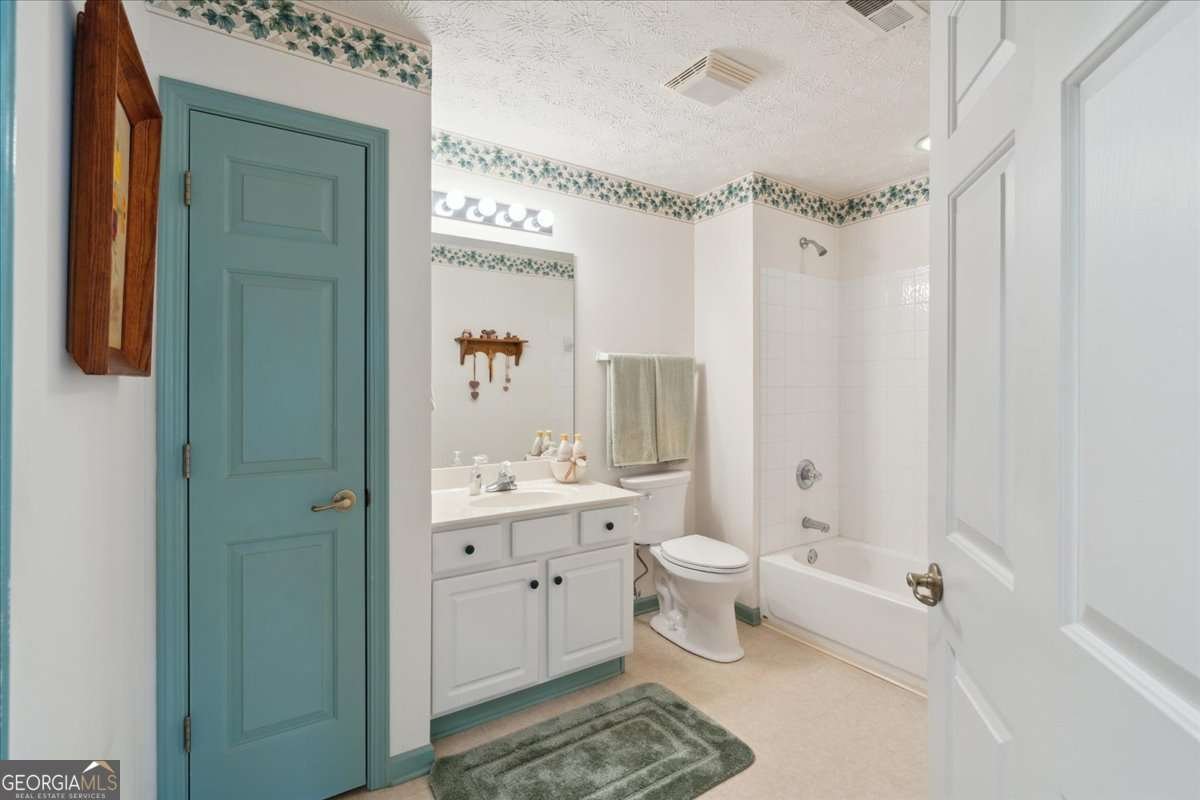 3746 Vineyards Lake Circle Kennesaw - 29