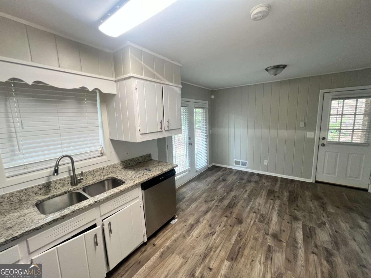 1263 Shoreham Drive Atlanta - 4