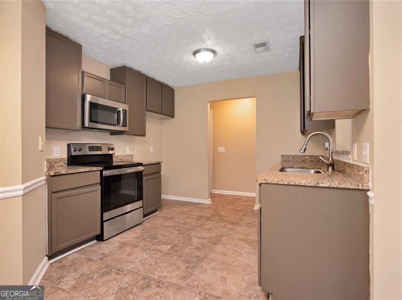 145 TARA Way Covington - 7