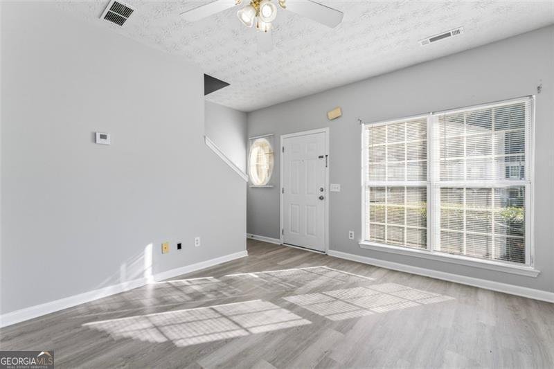 6099 Camden Forrest Cove Riverdale - 8