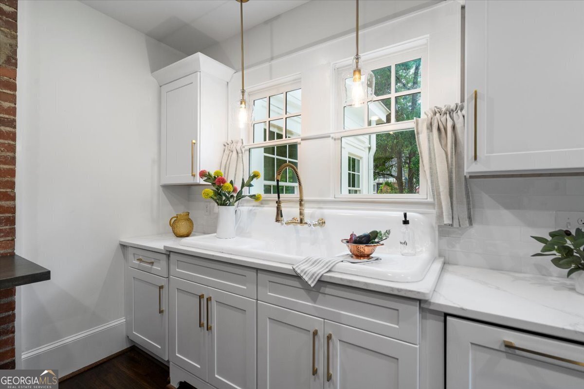 6104 Floyd Street Covington - 11