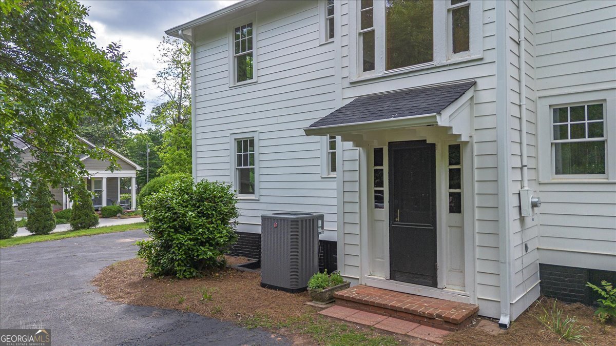 6104 Floyd Street Covington - 37