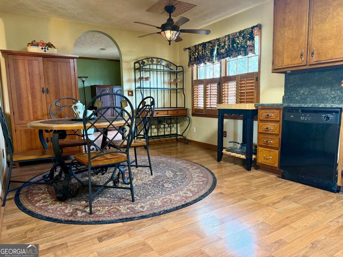 712 Copper Trace Way Woodstock - 11