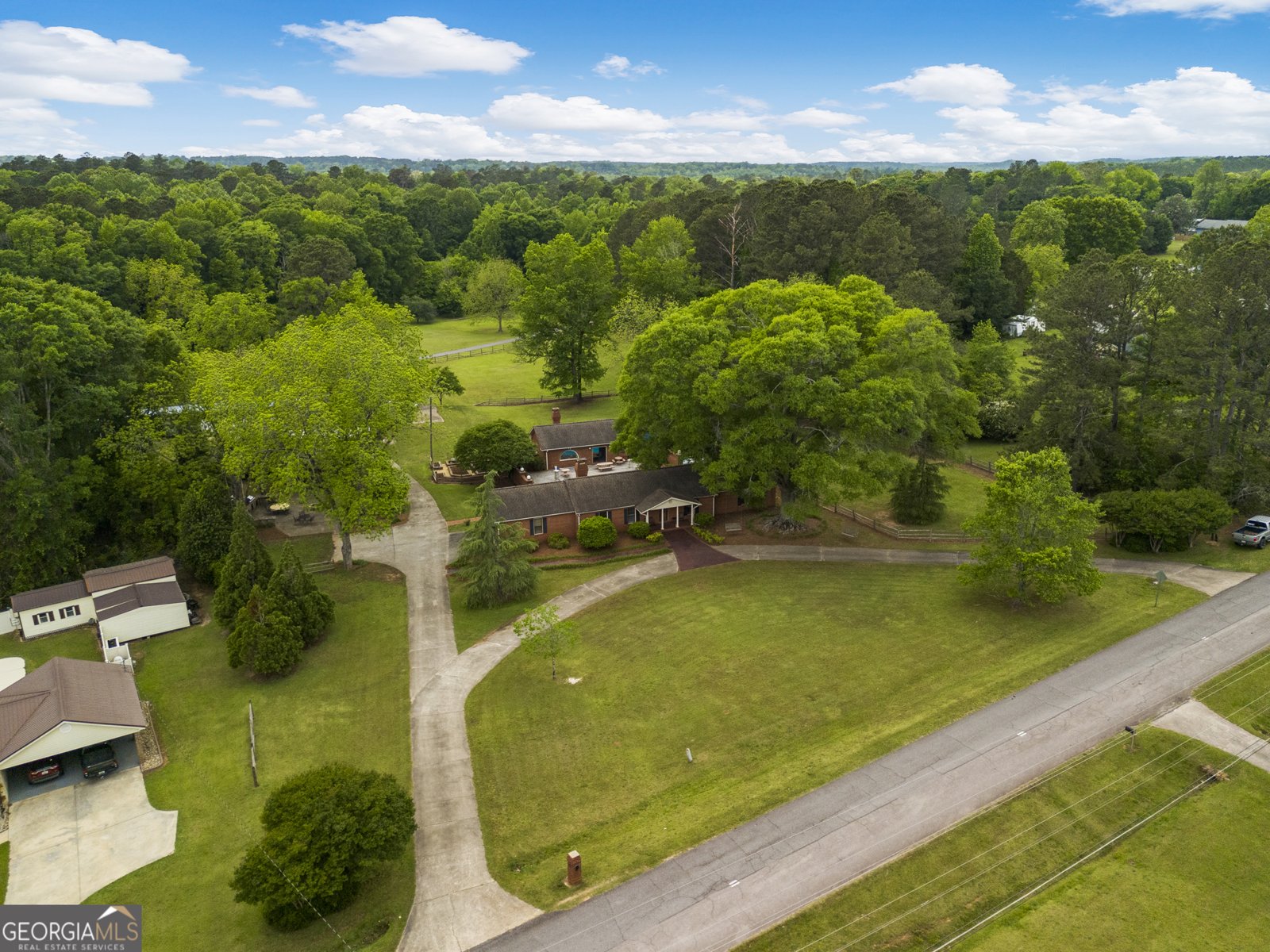 233 Sivell Rd & 130 Leathea Drive Lagrange - 24