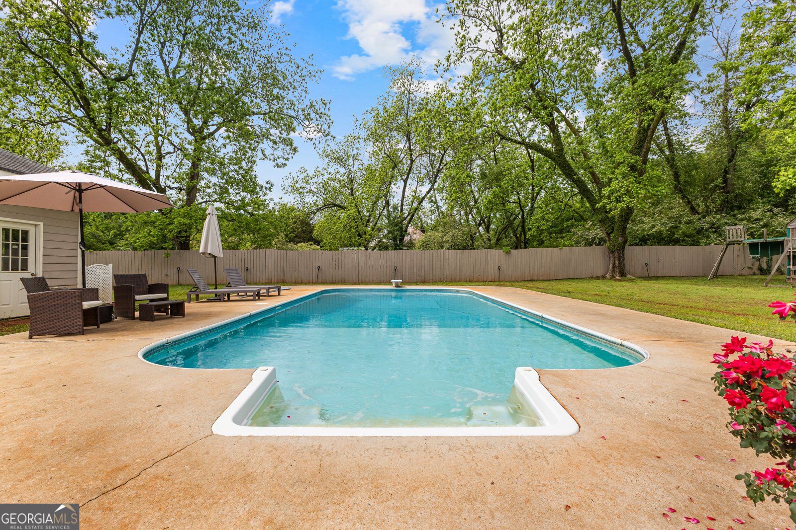 109 Maple Drive Barnesville - 1